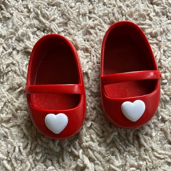 Our generation Jenny’s read and play set outfit for 18 inch doll - Picture 2 of 6